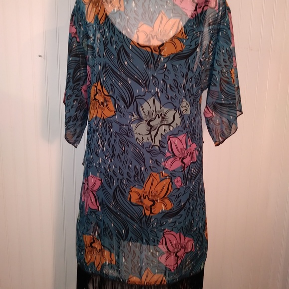 Lula Roe kimono - Picture 2 of 4